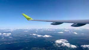 Delta air lines 56 x 35 x 23 cm. Meine Erfahrung Mit Dem Airbus 220 Von Air Baltic