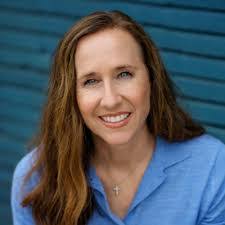 Kristy Pitchford's Instagram, Twitter & Facebook