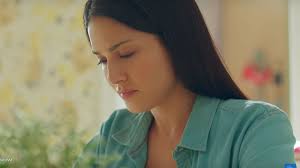 Sunny Leone S Upcoming Biopic Takes Twitter By Storm Social Ketchup The untold story of sunny leone was released on july 16.