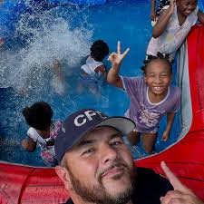 Our officers are having a great time participating in back-to-school events  at Saint Annie's Park and several other community gatherings across the  city! 🎒📚 They are OUT and present, engaged, and helping