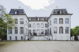 verhuizen of verbouwen soms is dat een moeilijke vraag maar na het zien va commercial and office architecture residential architecture plan architecture plan