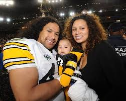 SAD NEWS: Just 30 minutes ago in California, at the age of 44, the family of Football Hall of Fame Pittsburgh Steelers legend — Troy Polamalu — announced urgent news to fans