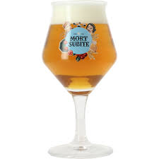 Verre Mort Subite Un Nouveau Design Dans Un Format Original Pour Deguster Pleinement Vos Bieres Favorites Verre A Biere Biere Verre