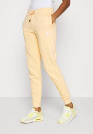 Voir plus d'idées sur le thème mode vetement, mode, vêtements nike. Nike Sportswear Pantalon De Survetement Orange Chalk Orange Zalando Fr
