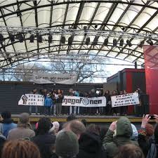 1 million people live in the municipality, approximately 1.6 million in the urban area. Bana Bisrat From Megafonen At Demonstration Against Swedish Migration Download Scientific Diagram