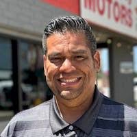 Sales Staff Ratings and Reviews