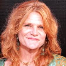 Dale dickey was born in the city of knoxville in tennessee state in the year 1961. English Tv Actress Dale Dickey Biography News Photos Videos Nettv4u