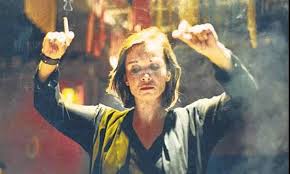 Ο πρεσβευτής καλής θέλησης της unicef, μουζούν αλμπελχάν, παίζει σχοινάκι με τους μαθητές του σχολείου της ειρήνης σε μια περιοχή εσωτερικά εκτοπισμένων. Sto Myalo Einai O Stoxos To Noy Soy E Fosonline