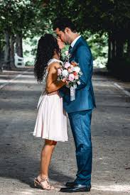 Ein fotograf für ihre hochzeit kann teuer sein, wenn man die fallstricke nicht kennt, die manche so genannten fotografen auslegen. Hochzeit Im Schloss Biebrich Fotograf Hochzeitsfotograf Attila Tevi