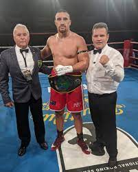 Justis huni has another impressive win to his name after stopping arsene fosso in townsville, but the australian has something far justis huni (left) lands a blow against arsene fosso. Australian National Boxing Federation Justis Huni New Heavyweight Title Holder