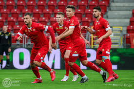 Check our unique algorithm to predict the meetting between korona kielce vs widzew lodz click here for all our free predictions and game analysis. Fortuna I Liga Widzew Lodz Korona Kielce Potwierdzily Sie Wczesniejsze Przypuszczenia Spotkanie Odwolane Sport Wp Sportowefakty