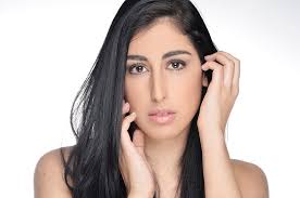 Contestants : Queen of the Universe Pageant