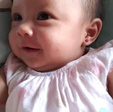 Isa sa mga solusyon sa problema sa basura ay ang diversification ng solid  waste treatment facilities sa bansa. Isang halimbawa ang waste-to-energy,  kung saan gagamitin ang basura sa paggawa ng enerhiya at