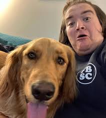 Betsy Sodaro just having some fun