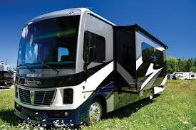 Holiday rambler armada class a diesel motorhome 44le highlights: On The Road In The All New Holiday Rambler Vacationer 35k Rv Lifestyle Magazine