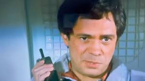 It’s Poppy from Seinfeld, only this is an episode of the TV show CHiPs from  the very early 1980’s. You may recall that he is the guy that didn’t wash  his hands when making the Pizza. And Jerry said, ...