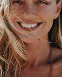 I am so proud to be the face of this campaign with @wearefeelgoodinc My  first campaign 3 months after having my baby girl, mum was