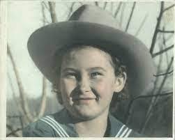 Loretta Lemons's Instagram, Twitter & Facebook