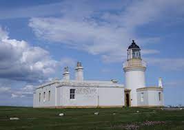 Albeit the very large increase, at times horrific, of dolphin watchers to the point has dissuaded many from visiting. Datei Chanonry Lighthouse Fortrose And Rosemarkie Black Isle Ross And Cromarty Scotland 4622320141 Jpg Wikipedia