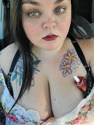 Looking to make new friends in the area that scrapbook.