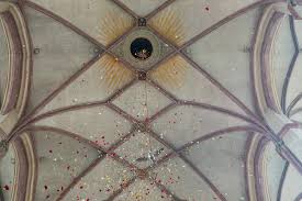 Das pfingstfest ist in der christlichen kirche ein hochfest und gleichzeitig der feierliche abschluss der osterzeit. Geburtstag Der Kirche Mit Taube Feuerzunge Und Heiligem Geist Mk Online