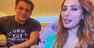 Bollywoodinsight #salmankhan #iuliavantur iulia vantur pregnant with salman khan baby? Iulia Vantur È™i Salman Khan AnunÈ›ul Pe Care L Au FÄƒcut In Direct La Tv È™i Au Dorit Ca Fanii SÄƒ Afle Direct De La Ei