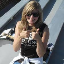 Kim Hetrick (@KimHatTrick)