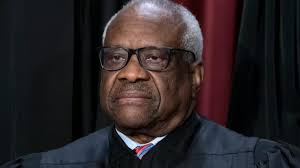 Hakim Agung Amerika Serikat Clarence Thomas Ketahuan Tidak Melaporkan  Fasilitas Perjalanan Mewah, Termasuk ke Indonesia