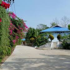 naung yoe motel boasting a garden and a bar naung yoe motel is set in pyay among the facilities of this property are a restaurant a 24 bago region pyay hotel