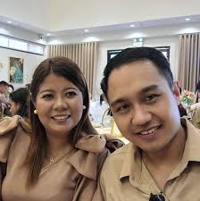 Bilang taos-pusong pasasalamat sa inyong walang humpay na pagmamahal at  suporta, may pa-Christmas tayo ngayong taon! Simple lang ang mechanics: *  I-comment sa post na ito ang larawan kasama ang inyong anak