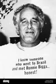 Ronnie Biggs British Train Robber wearing one of his T Shirts Stock Photo