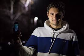 How To Use A Cell Phone For Dramatic Night Photography