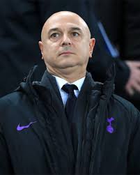 Tottenham-baas Daniel Levy waarschuwt Jan Vertonghen en Toby Alderweireld  dat ook zij afstand zullen moeten doen van loon