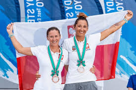 Pierwsza z nich cieszyła się z tytułu w 2017 roku z irminą mrózek gliszczynską, druga zaś trzy lata wcześniej w barwach reprezentacji austrii z larą vladau. Agnieszka Skrzypulec Trzecia W Enoshimie Na Olimpijskim Akwenie Glos Szczecinski