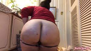 Smelly BBW farts - ThisVid.com em inglês