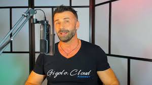 @GigoloClouds video Tweet