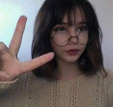 Short haircuts for women with thin grey hair. Image De Aesthetic Asian And Short Hair Cute Hairstyles For Short Hair Korean Short Hair Short Hair Glasses