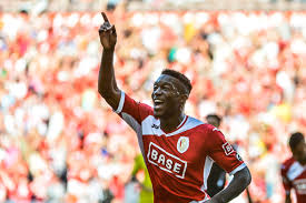 Geoffrey mujangi bia (born 12 august 1989) is a belgian international footballer who plays as a winger for maccabi petah tikva. Medien Reform Des Profifussballs Ab 2015 2016