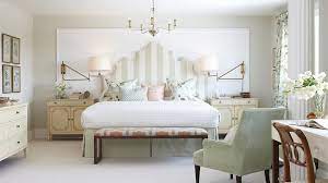 Take a look at this traditional children's bedroom with a large mirrored wardrobe. Decorate In The New Traditional Style
