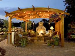 Outdoor Kuche Mit Grill Ausgestattet Leben Unter Freiem Himmel Raum Im Freien Hintergarten