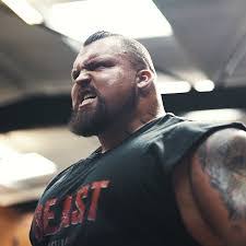 Dan Mogg's Instagram, Twitter & Facebook