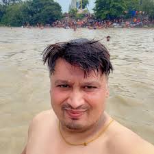 What makes a restaurant legendary? 1) Good food 2) Good food 3) Good food  And at Sandoz, Connaught Place, there is no derth of lip-smackingly  delicious food.