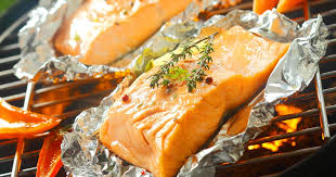 Cooking foods in aluminum pots or pans can cause small, trace amounts of aluminum to leach into the food you're preparing, according to the atsdr. Why Is Only 1 Side Of Aluminum Foil Shiny