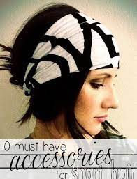 18 Short Hairstyles For Winter Most Flattering Haircuts Popular Haircuts Short Hair Styles Hair Styles How To Wear Headbands