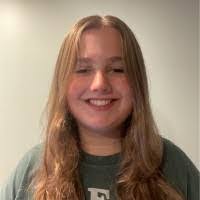 Kasey Dyer's Instagram, Twitter & Facebook