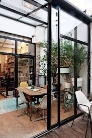 Jardin D Hiver Ou Oasis De Verdure A Chaque Veranda Son Style Et Son Ambiance Zoom Sur 15 Verandas Reperees Sur Pintere Deco Veranda Idee Deco Veranda Maison