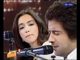 Oyku Berk Gurman Evlerinin Onu Boyali Direk Lyrics