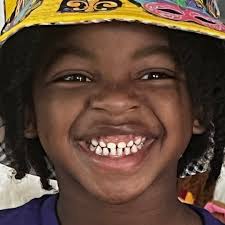 My husband blindsided me and declared divorce a few weeks ago. He cut off  communication and told me not to text him unless it's regarding the divorce  process. We had a happy