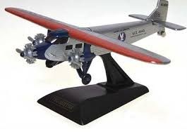 Oil companies and wealthy individuals as well as the military made use of this plane to shuttle people and cargo. Motormax 1 100 Ford Tri Motor Diecastmodels