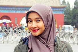 Marketingtracer seo dashboard, created for webmasters and agencies. Siapa Saja Artis Cantik Berdarah Minang Yang Bikin Pria Klep